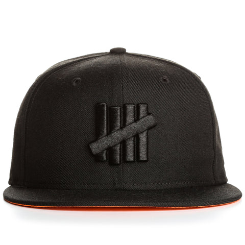 Undefeated Eject New Era Fitted - Black