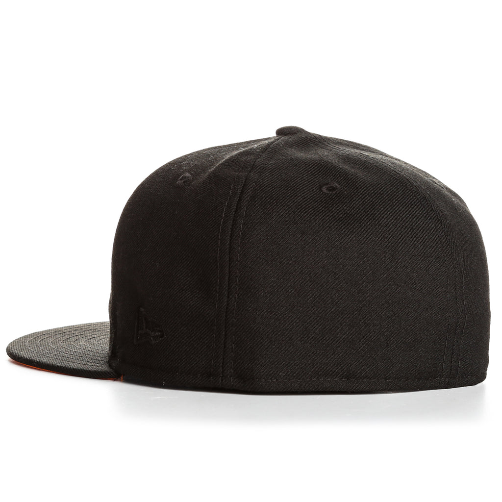 Undefeated Eject New Era Fitted - Black
