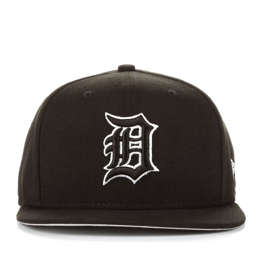 Detroit tigers flexfit hat hot sale