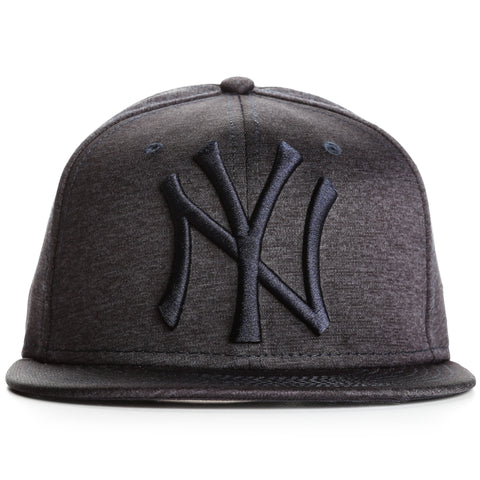 New Era 9Fifty Mega Tone New York Yankees Snapback - Charcoal Heather