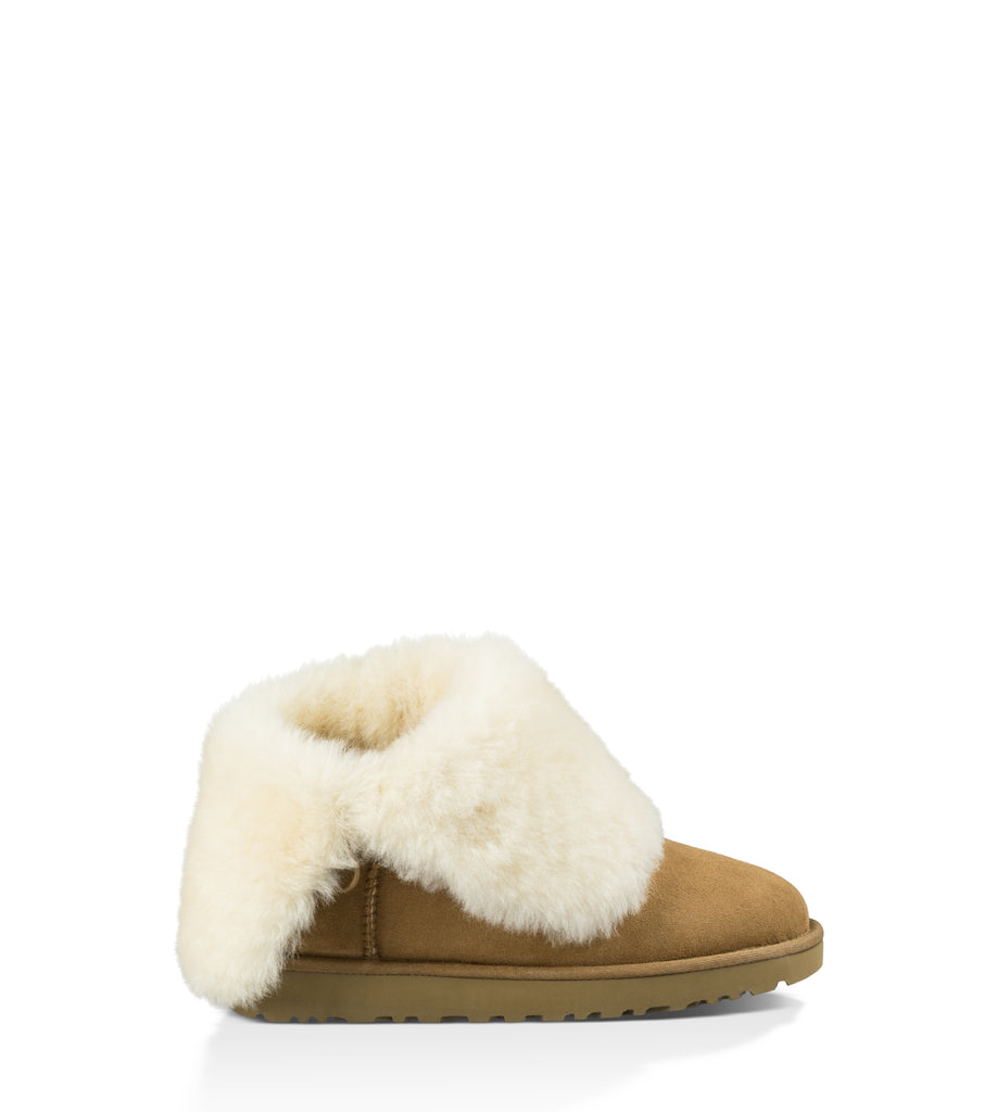 UGG Bailey Button II - Chestnut