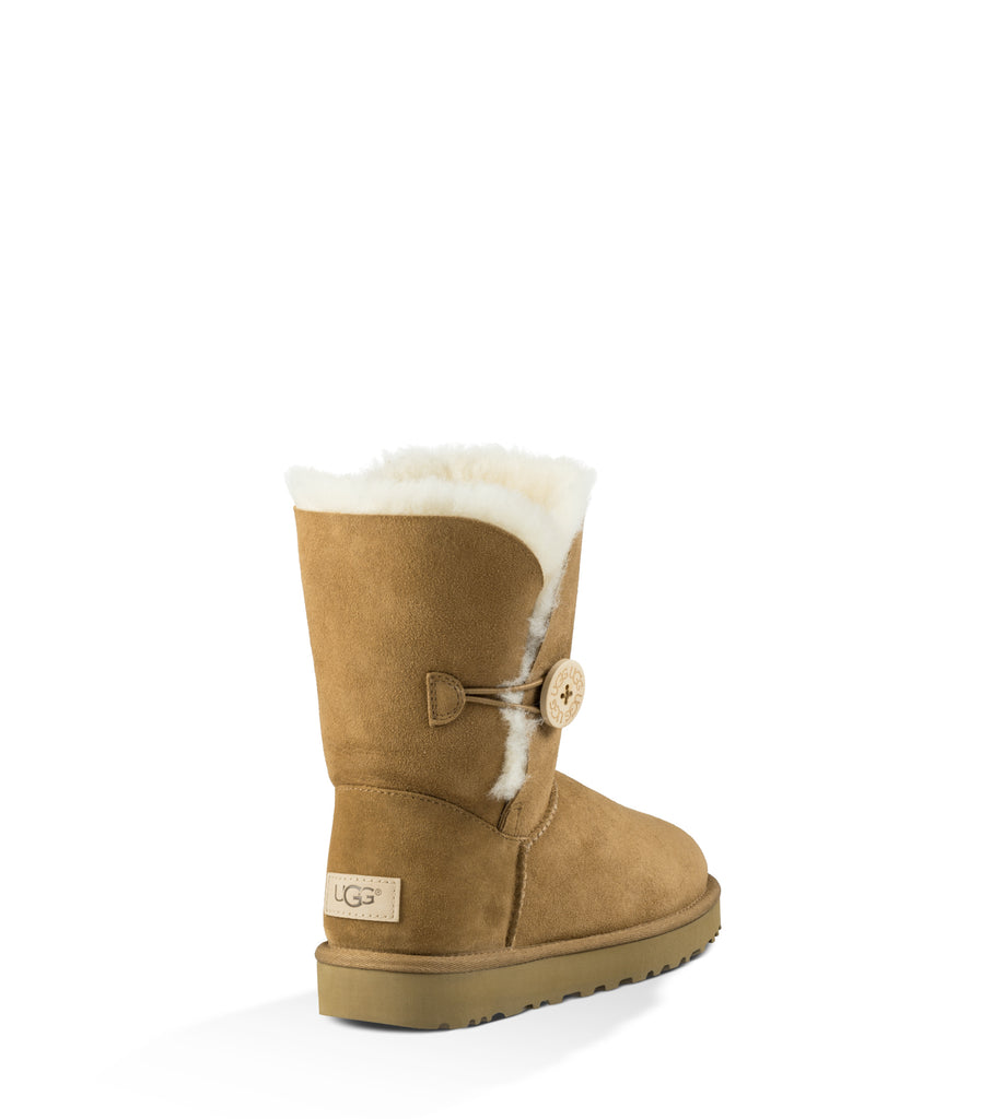 UGG Bailey Button II - Chestnut
