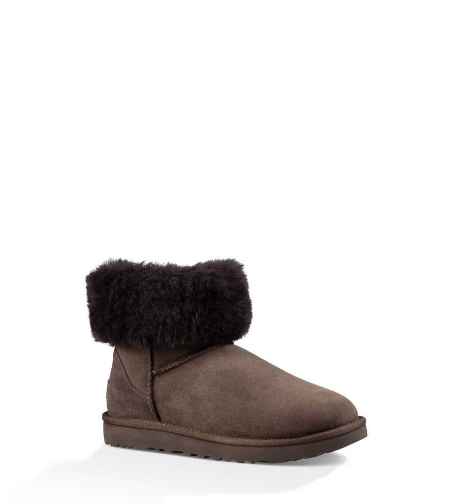 UGG Classic Short II - Chocolate