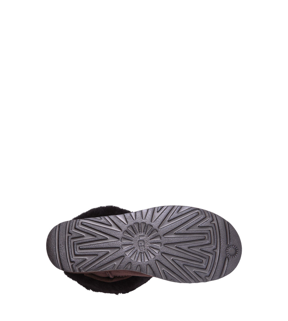 UGG Classic Short II - Chocolate