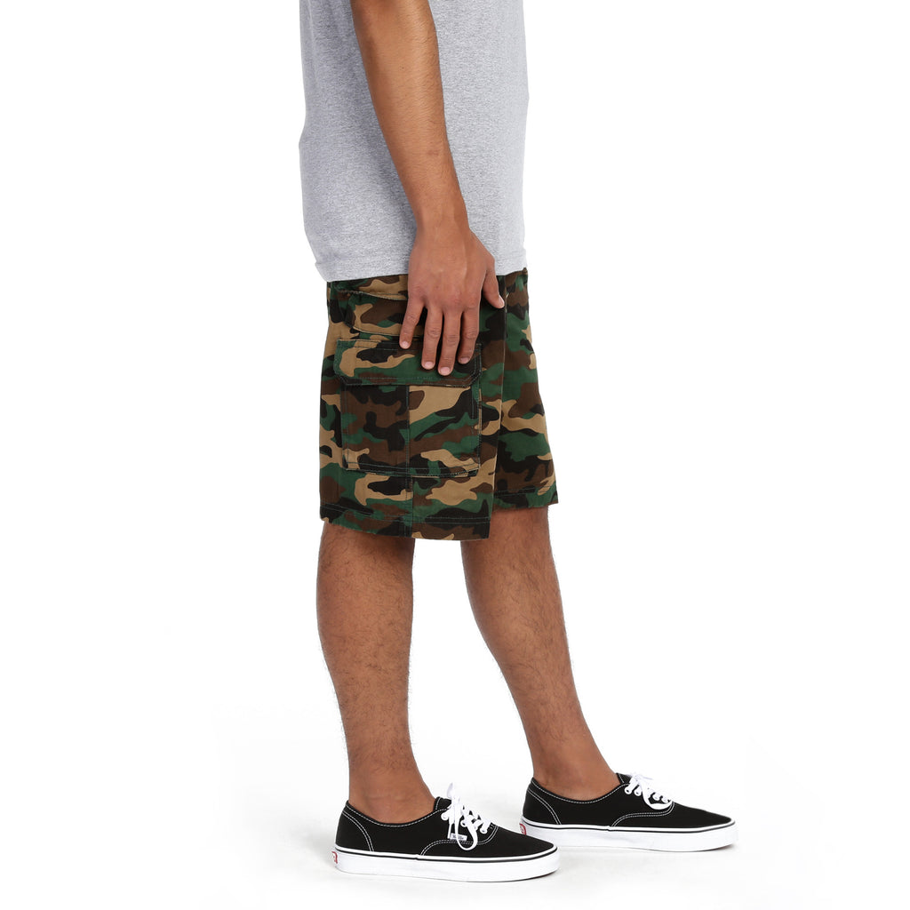 Triveni Cargo Shorts - Dark Green Camo